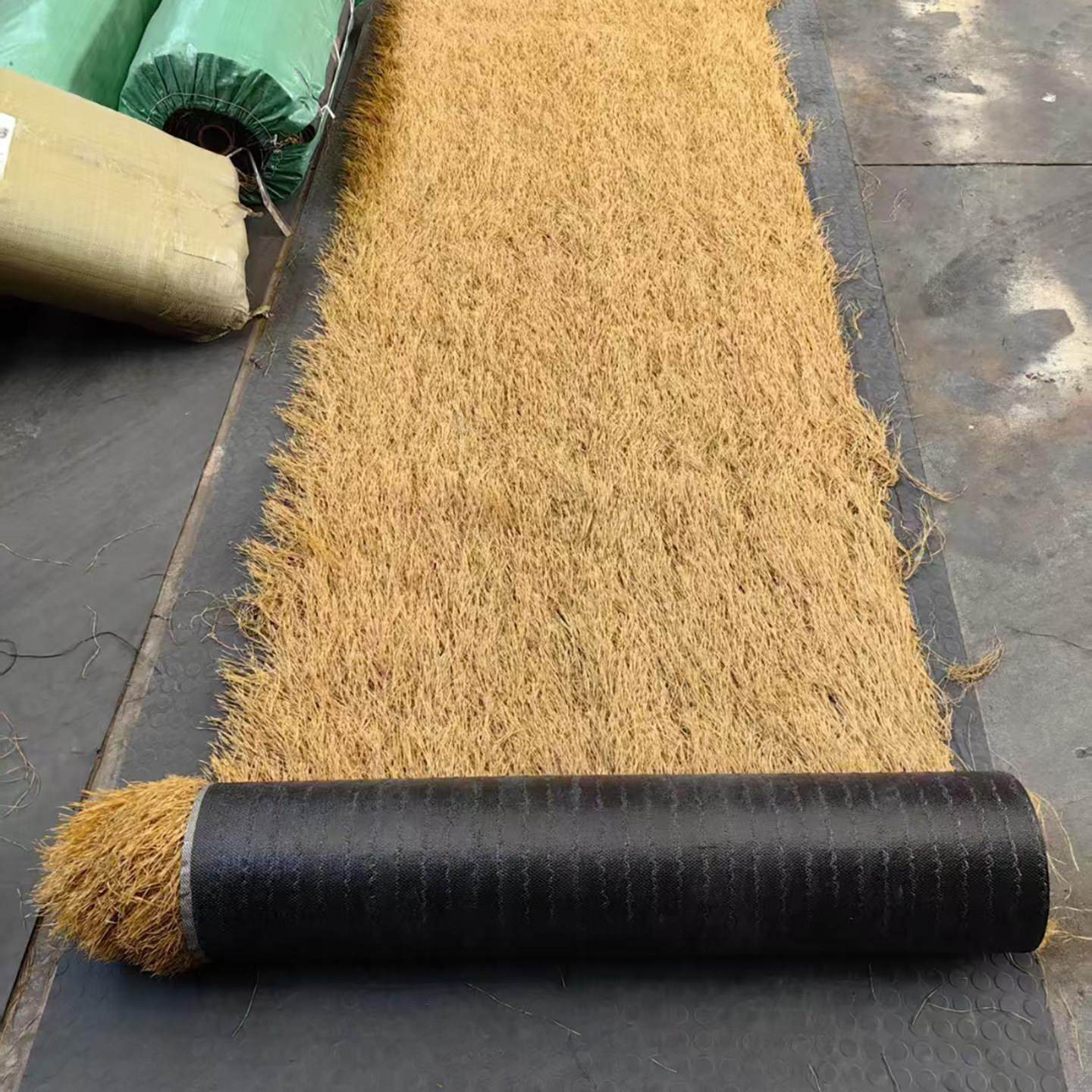 彷真地毯茅草屋顶阻燃塑料茅草民宿木屋装饰茅草地毯式彷真茅草,淘宝优惠券,粉丝福利购,淘宝优惠卷