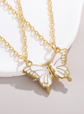 闺蜜项链一人一半二人款学生女孩饰品女一对儿童生日礼物女孩挂件