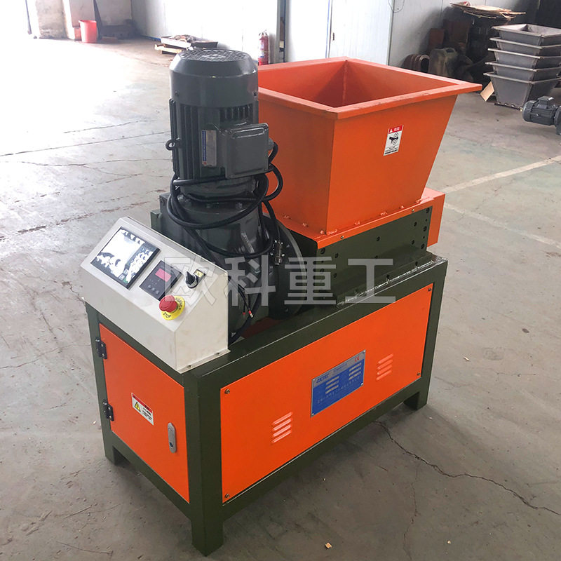 Shredder chassis single and double shaft shredder blades