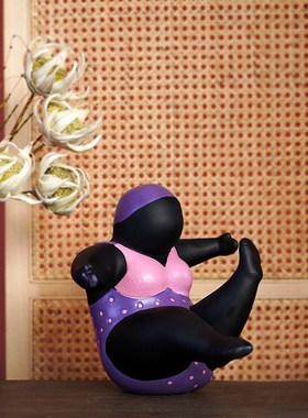 北欧现代泳装人物艺术装饰摆件软装家居饰品客厅书架轻奢高档摆设