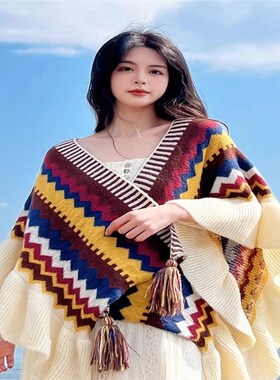 新疆大西北川西云南旅游穿搭斗篷青甘大草原披肩女民族风拍照披风