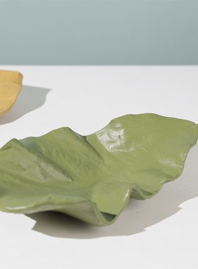 现代简约创意叶片水果盘摆件样板房间售楼处花瓣收纳托盘软装饰品