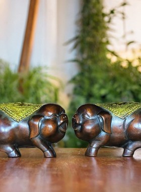 铜猪摆件金猪纳福猪十二生肖猪可爱金钱猪聚宝盆猪家居酒柜装饰纯