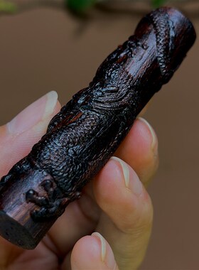 降真香立体木雕小龙柱吊坠车挂包挂钥匙扣工艺品香木文玩挂件送礼