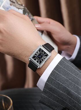 Fashion Men's Quartz Wristwatch Leather Strap Watch