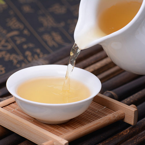 正宗鸭屎香凤凰单从茶潮州乌岽老枞高山春茶单丛清香乌龙茶叶礼盒 - 图2