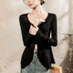 ເສື້ອ cardigan ຕາຫນ່າງຄໍ V-through ສໍາລັບແມ່ຍິງທີ່ມີແຂນກະດິ່ງ