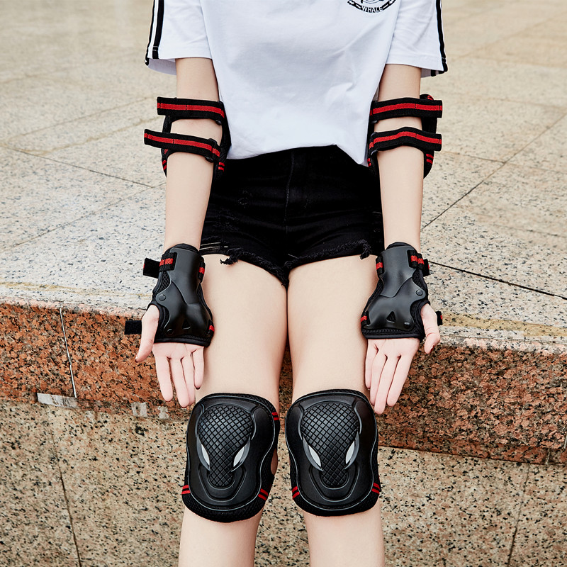 Thickened skateboard helmet full set of balance protection gear