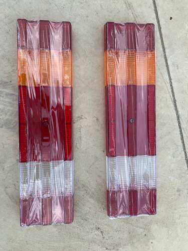 徐工吊车配件 尾灯壳XCT系列后尾灯壳  XCT20 XCT25 25K5C等通用 - 图0