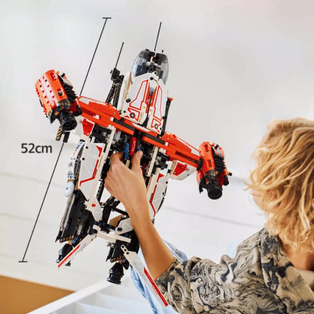 Vertical take-off and landing heavy-lift cargo spacecraft 42181