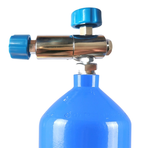 Кислородный цилиндр Медицинский портативный алюминиевый сплав вентилятор использует домашний малый кислород -поглощающий резервуар, сначала -Клапан снижения давления на открытом воздухе