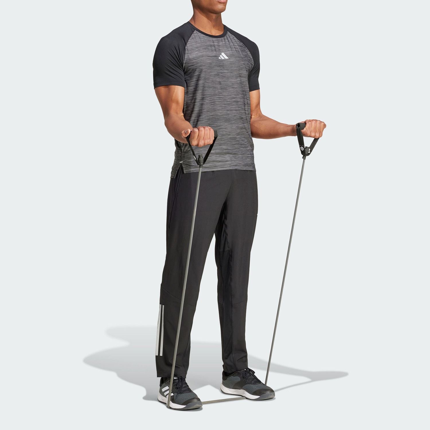 adidas 舒适透气复古拼接长裤松紧纯色针织运动裤 男款 IM7484 - 图1