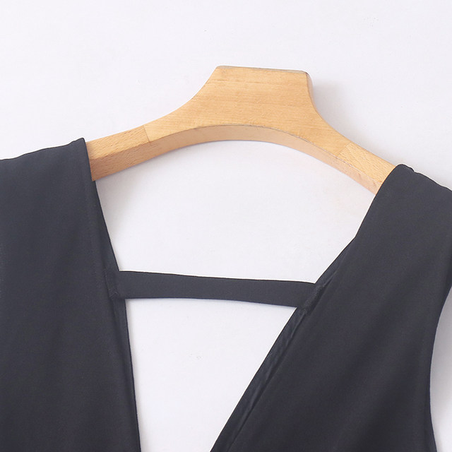 ຍີ່ປຸ່ນດ່ຽວ suspender jumpsuit summer ການຄ້າຕ່າງປະເທດໃຫມ່ຂອງແມ່ຍິງ V-neck backless ສີແຂງ stretch straight wide-leg pants 29625