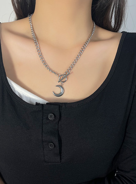 ins嘻哈欧美个性钛钢月亮项链女
