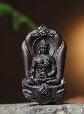 保真沉香木雕刻药师佛吊坠沉木挂件双面浮雕精雕平安挂脖实物拍摄