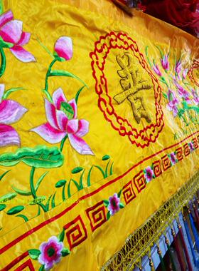15尺黄色莲花联彩佛光普照