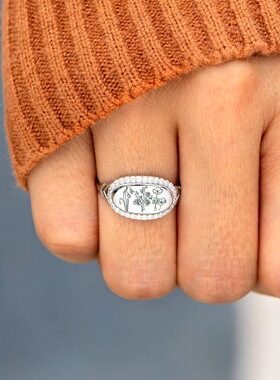 S925足银花朵滴胶锆石戒指女款