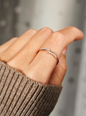 S925纯银轻奢镶钻波浪女士戒指