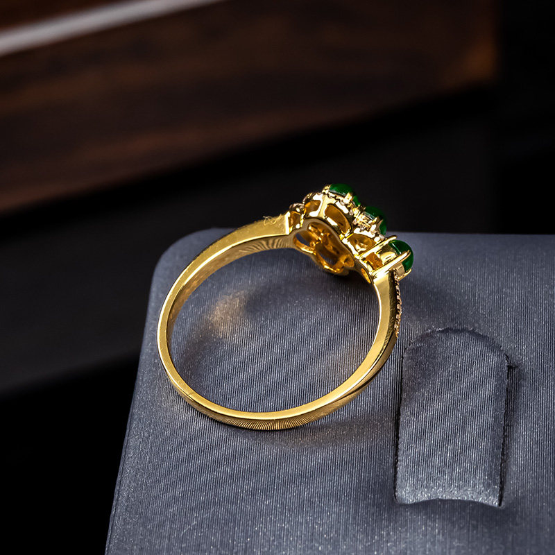 Natural Jade A Type Four Leaf Clover 18K Gold