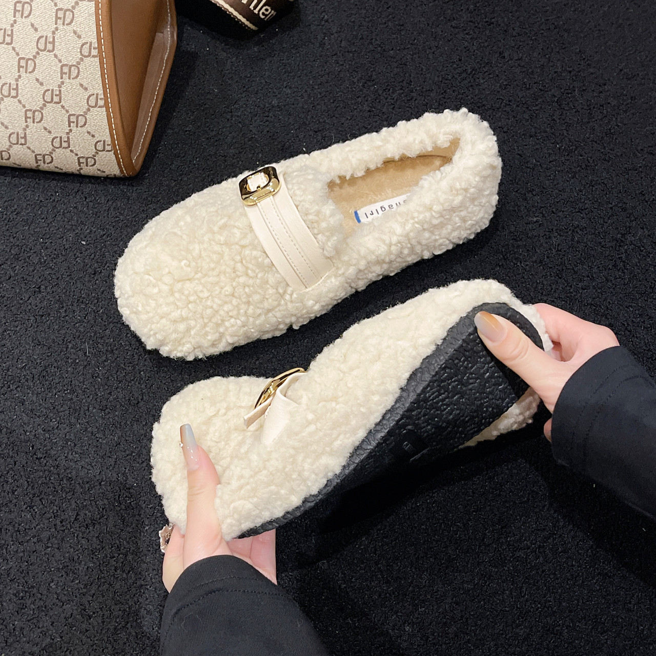 羊羔毛毛鞋女秋冬季外穿2025年新款一脚蹬女鞋加绒保暖棉鞋豆豆鞋,淘宝优惠券,粉丝福利购,淘宝优惠卷