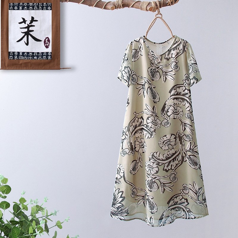  茉她女装中老年女装