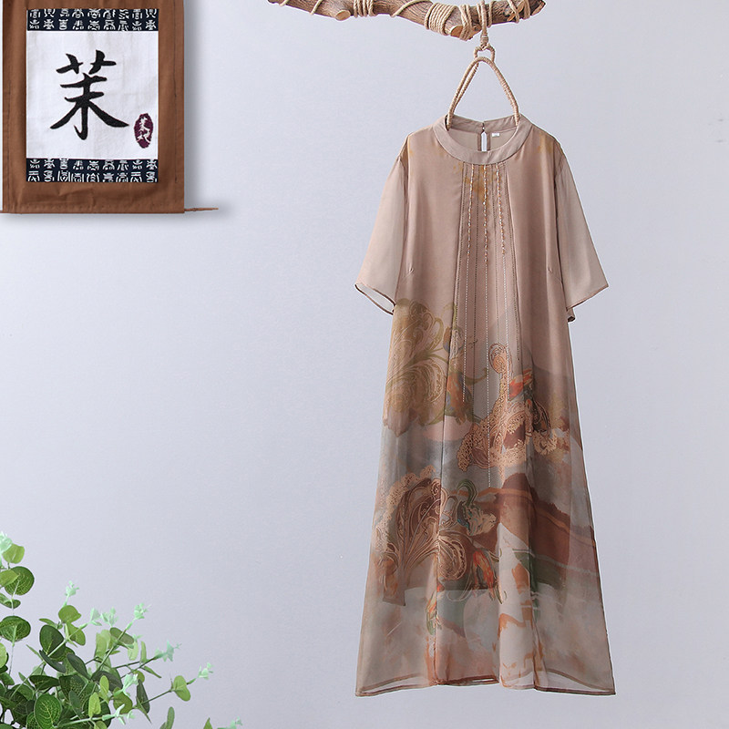  茉她女装中老年女装