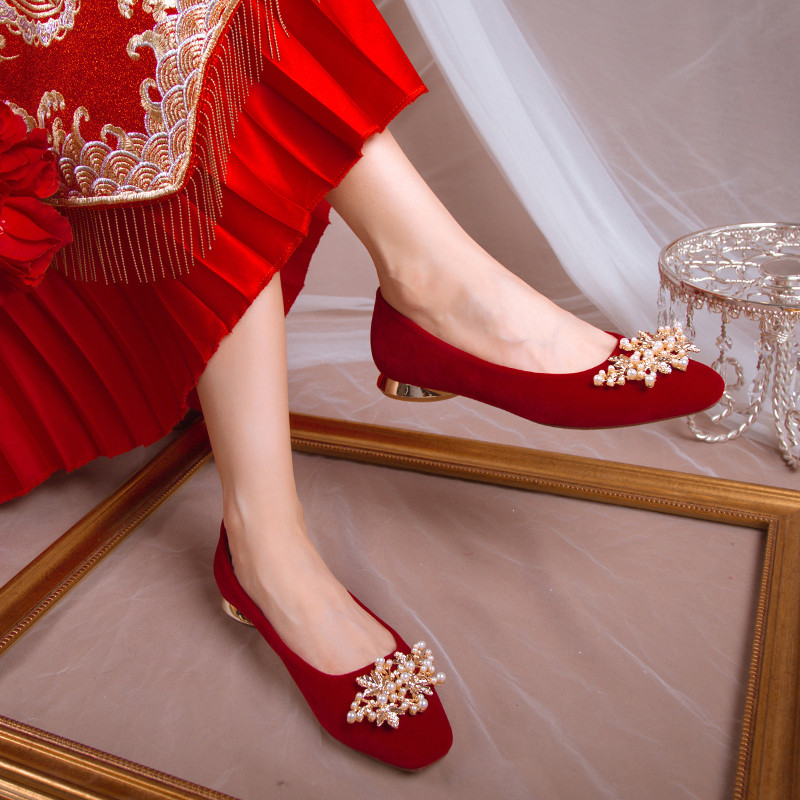 红色婚鞋女春季中式秀禾服新娘鞋孕妇平底订婚结婚鞋低跟单鞋女鞋,淘宝优惠券,粉丝福利购,淘宝优惠卷