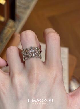 复古咖啡金色十字架镂空戒指女高级感食指戒时尚百搭小众设计指环