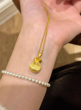 精美时尚幸运袋吊坠金项炼女性2025新热风格个性化锁骨炼毛衣炼项