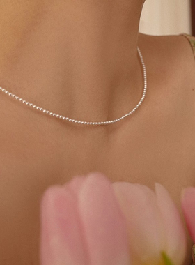爆款2mm极细珍珠项链女夏设计感2025新款小米粒珍珠锁骨链爆款
