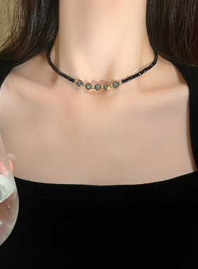 法式复古黑色闪钻项链配饰女秋冬轻奢小众设计高级感颈链锁骨链女