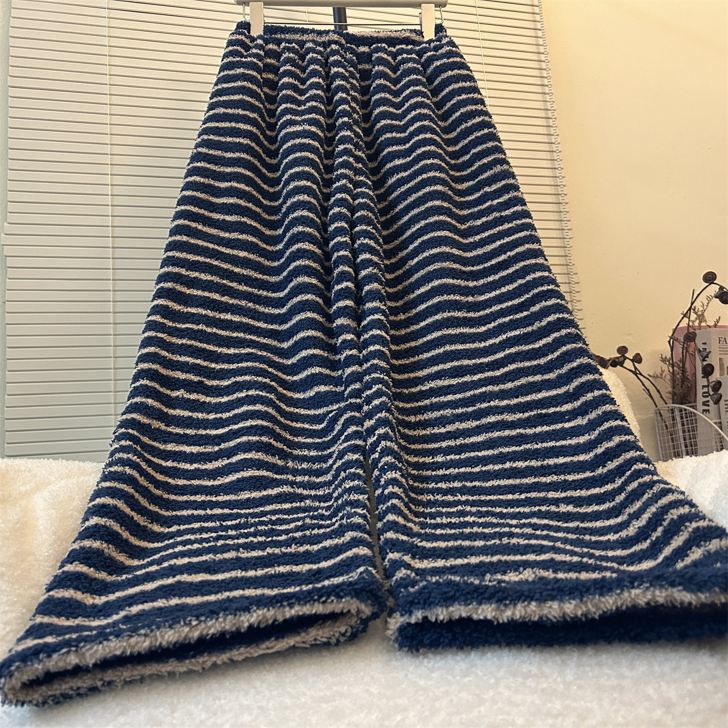 2025新款高个子加长版冬天条纹珊瑚绒长睡裤女加厚保暖居家遛弯裤,淘宝优惠券,粉丝福利购,淘宝优惠卷