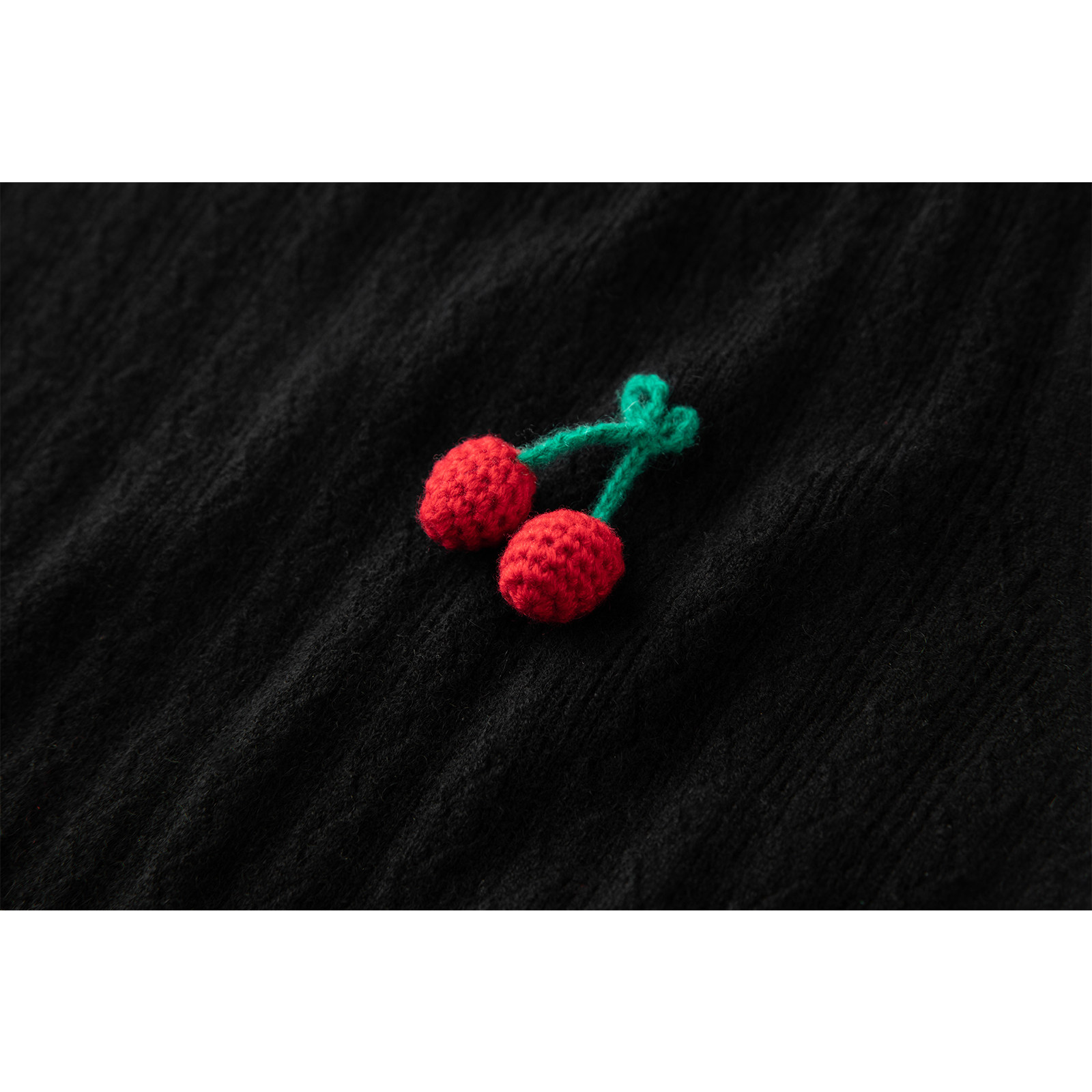 萨琪尼爱到不行~秋冬圆领100%纯山羊绒衫女毛衣包臀半身裙子套装,淘宝优惠券,粉丝福利购,淘宝优惠卷