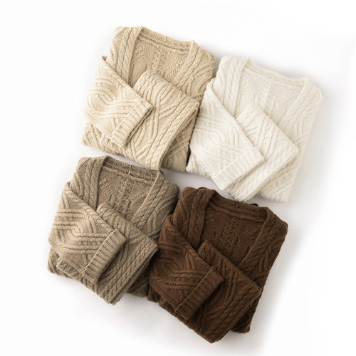 萨琪尼懒懒冬日’100%山羊绒1500g左右针织围巾中长外套两件套 - 图0