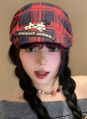 韩版百搭红色格子小狗前进帽女大头围反戴贝雷帽显脸小报童帽子