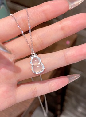 新中式蝴蝶结葫芦项链女款国潮时尚清新甜美福禄白玉髓吊坠锁骨链