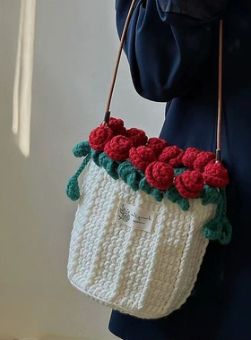 成品手工编织包包玫瑰花束包毛线水桶包送女友闺蜜礼物520创意