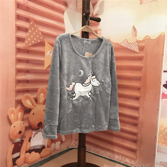 秋冬法兰绒珊瑚绒加厚保暖女睡衣卡通上装家居休闲套头上衣长袖