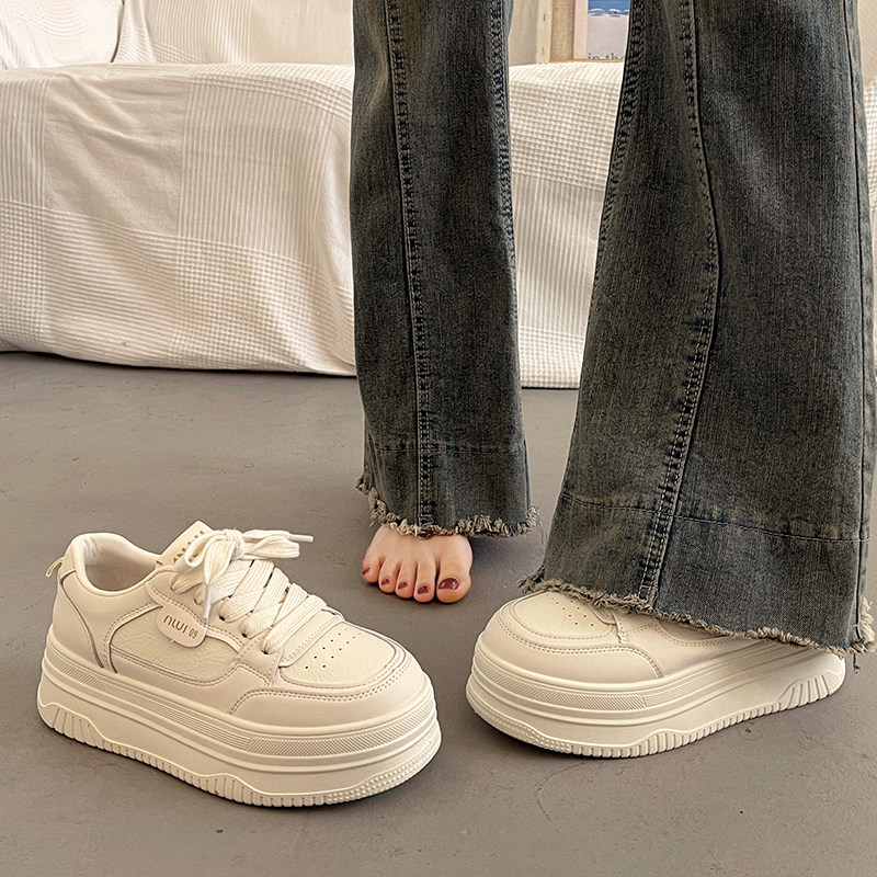 爆款百搭厚底小白鞋女小众板鞋2025新款秋冬季增高休闲运动面包鞋,淘宝优惠券,粉丝福利购,淘宝优惠卷
