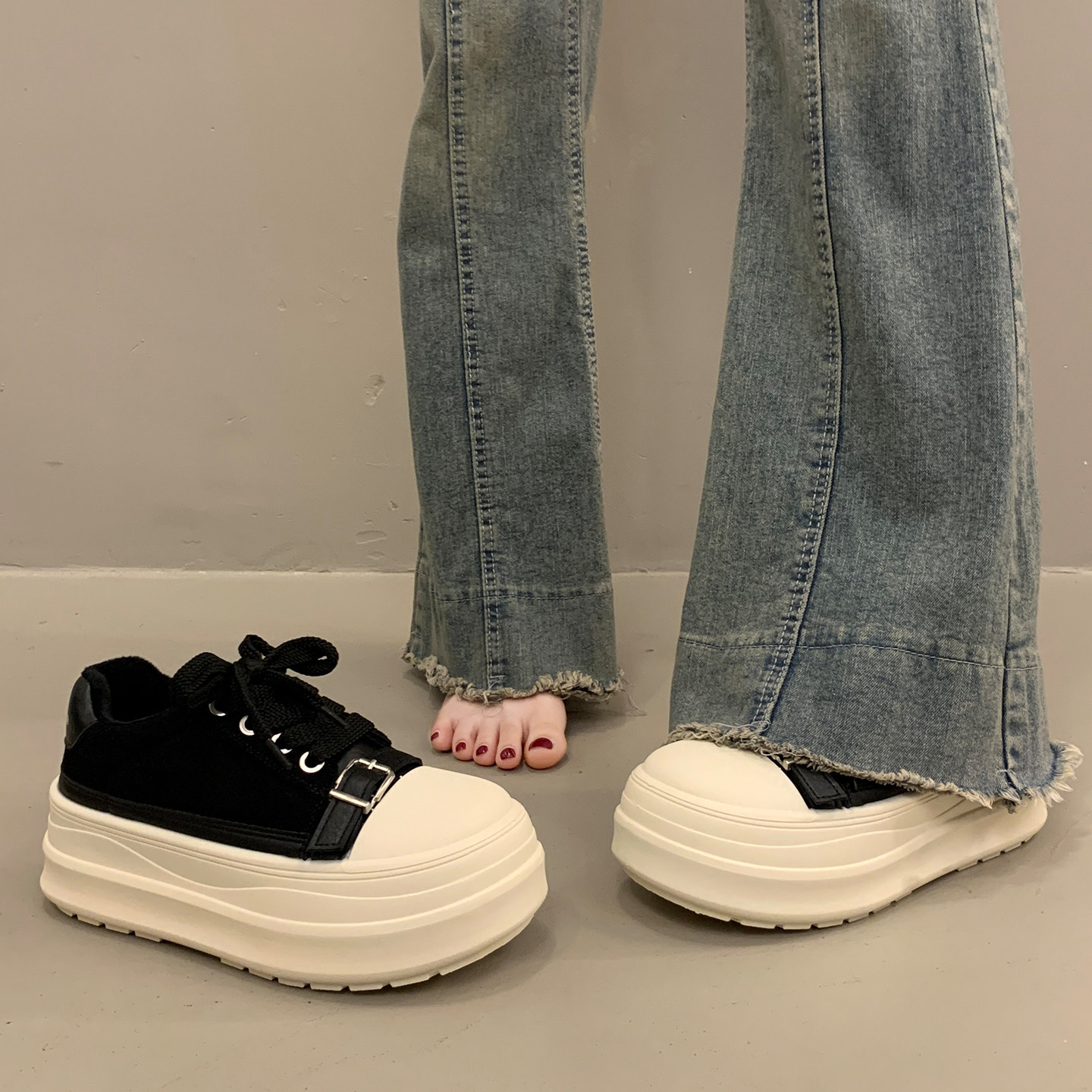 爆款小众加绒厚底增高板鞋女百搭2025新款秋冬大头运动休闲松糕鞋,淘宝优惠券,粉丝福利购,淘宝优惠卷