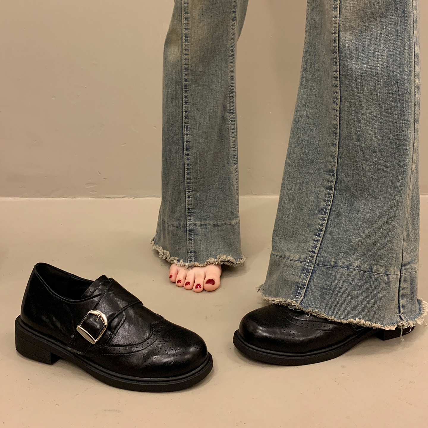 百搭英伦黑色厚底小皮鞋女平底单鞋2026超火新款春秋乐福玛丽珍鞋,淘宝优惠券,粉丝福利购,淘宝优惠卷