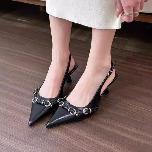 法式高跟一字带包头凉鞋女2026年新款皮带扣白色尖头细跟后空单鞋 - 图3