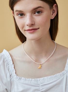 可爱小熊坠子搭配小米珠项链