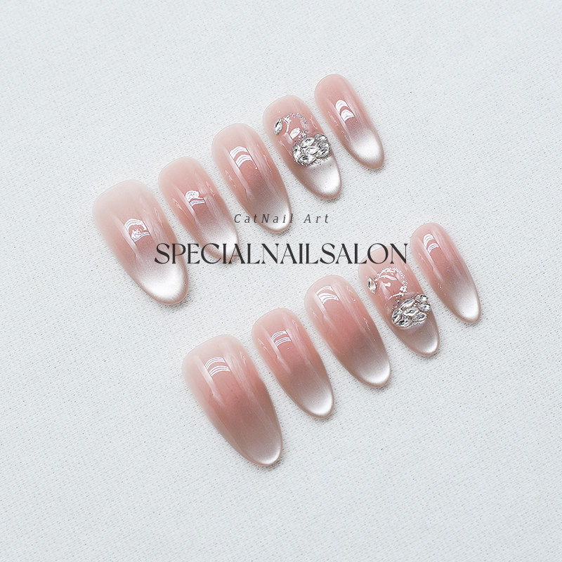 【天鹅婚纱曲】纯手工穿戴甲裸色纯欲风温柔显白美甲钻饰指甲贴片,淘宝优惠券,粉丝福利购,淘宝优惠卷