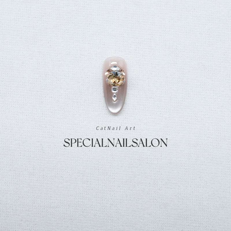 【橘梦蜜糖】纯手工穿戴甲晕染焦糖色猫眼爆闪钻饰显白美甲25新款,淘宝优惠券,粉丝福利购,淘宝优惠卷