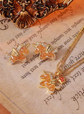 金色闪钻独角兽吊坠项链轻奢高级感精致百搭甜美设计感锁骨链颈链