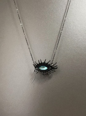 Vintage古着 Taking Her Eye项链