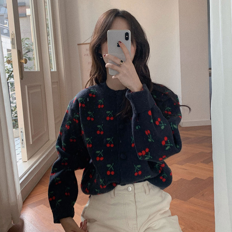 2020春秋新款韩版宽松短款针织衫 小悠范毛衣