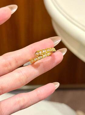 蛇形女戒999黄金色灵蛇戒指镶钻