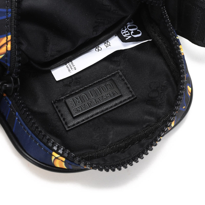 versace /范思哲男士织物斜挎包 珍品网男士包袋